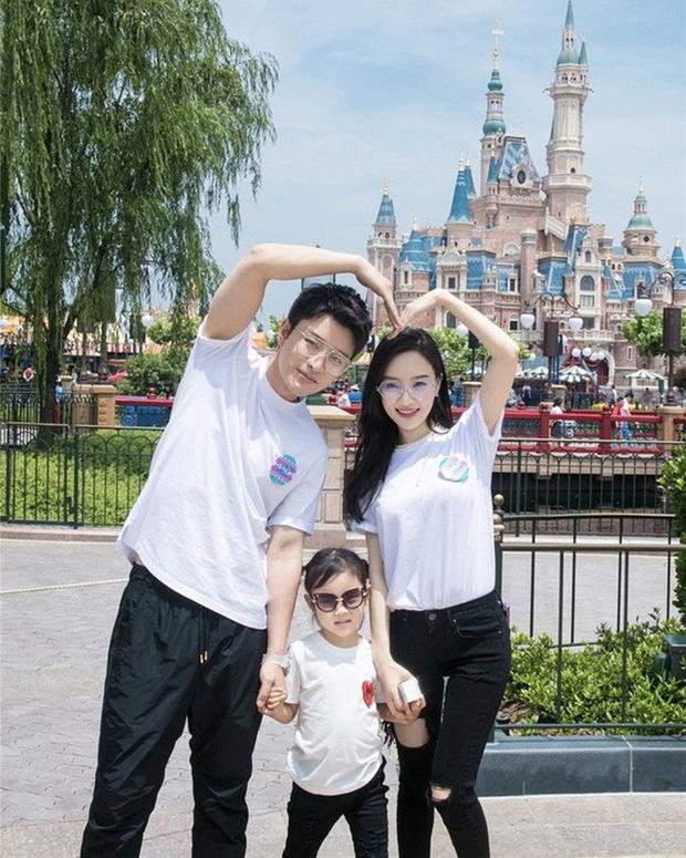 Níu kéo Giả Nãi Lượng bất thành, Lý Tiểu Lộ thông báo chấm dứt?-8