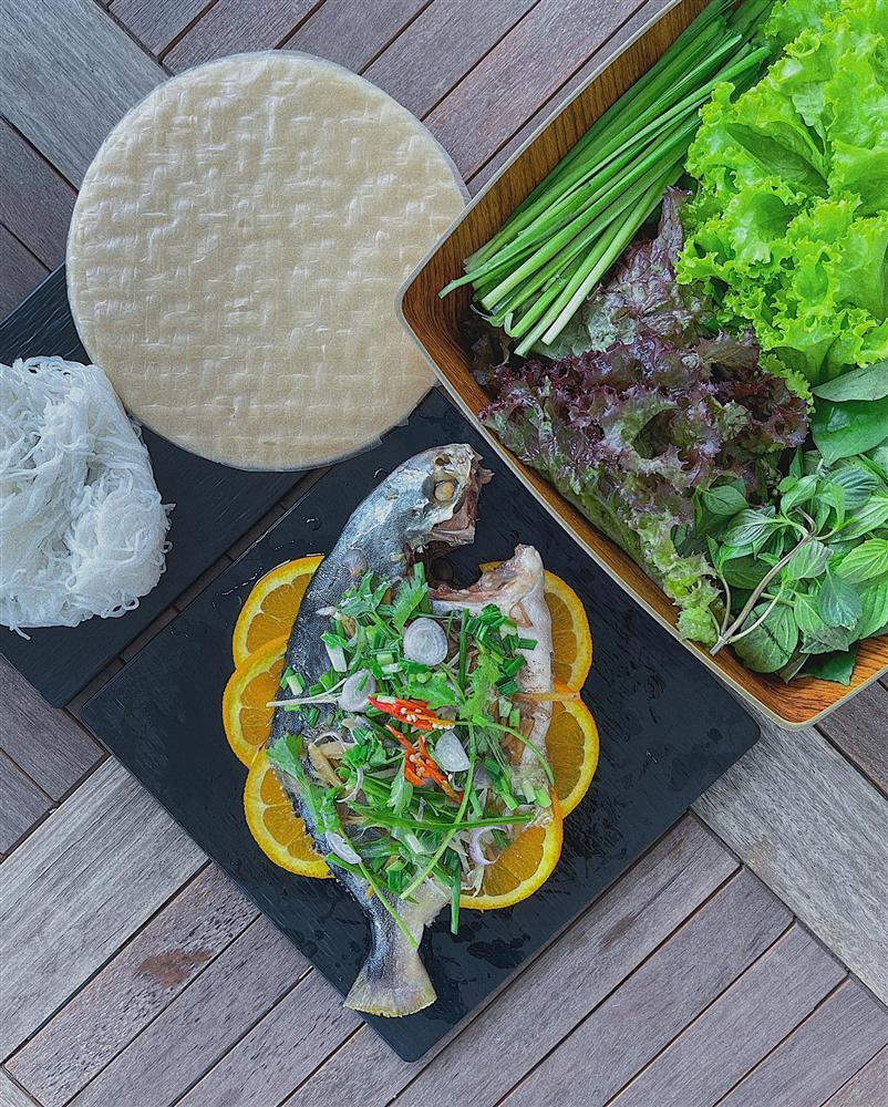 Lan Khuê chăm nấu ăn mùa dịch, nhìn 7749 món thèm nhỏ dãi-9