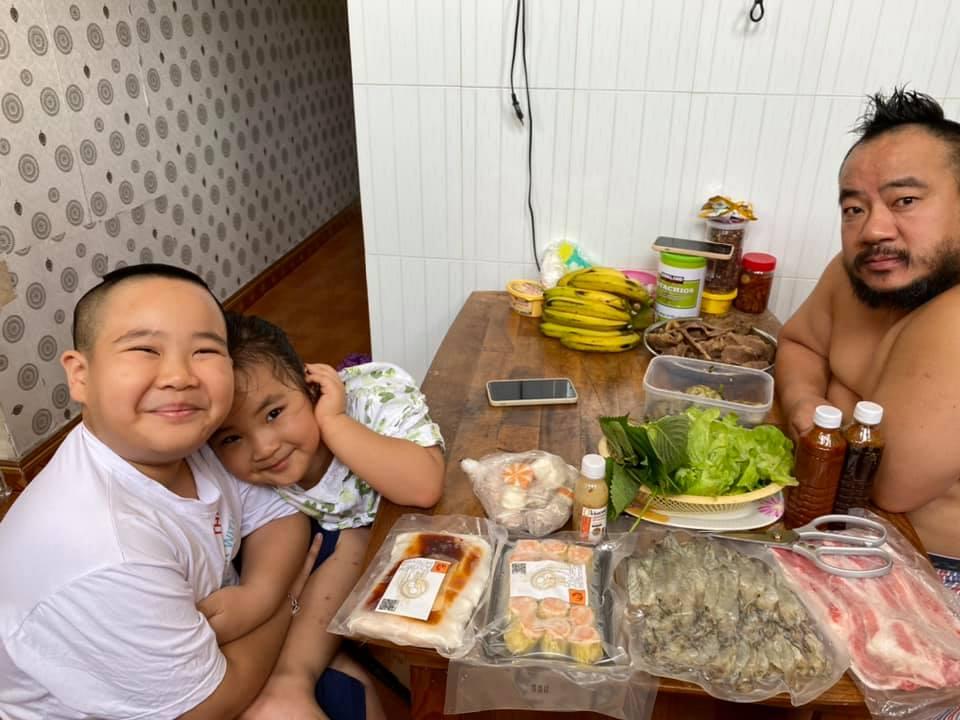 Giãn cách chống dịch khiến diện mạo nhiều sao Việt như người rừng-1