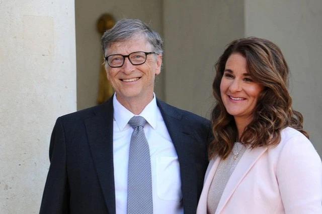 Tỷ phú Bill Gates chực trào nước mắt nói về cuộc ly hôn với người vợ 27 năm-2