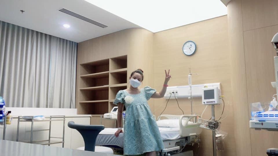 Vy Oanh khoe ảnh đi đẻ sau drama dài tập với bà Phương Hằng-1