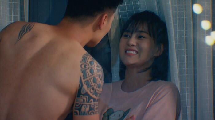 Những nụ hôn triệu view của Phương Oanh và Mạnh Trường trong Hương Vị Tình Thân-1