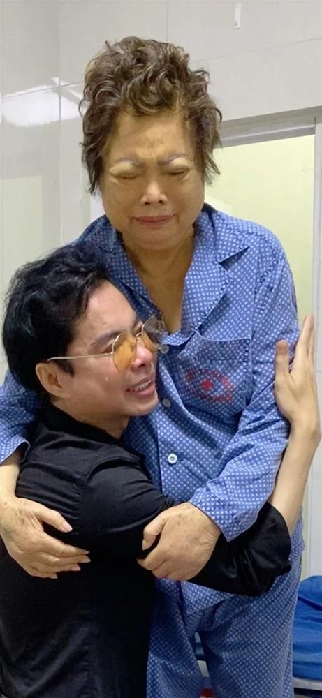 Ngọc Sơn hiện tại sau khi mẹ ruột qua đời mà không thể về chịu tang-1