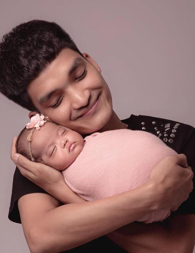 Vợ Mạc Văn Khoa đáp trả antifan cực gắt vì gia đình bị miệt thị ngoại hình-4