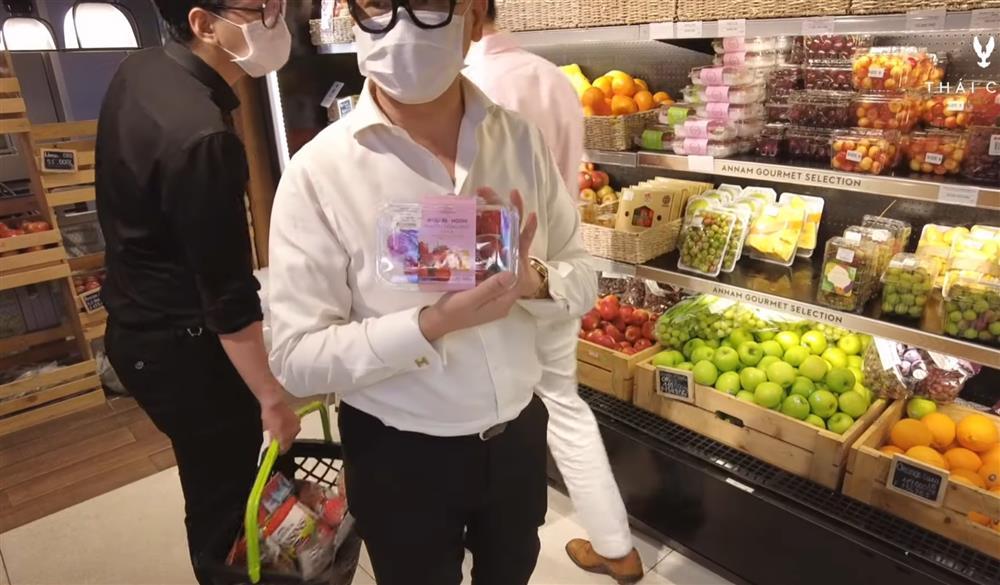 NTK Thái Công đi siêu thị trước khi Sài Gòn giãn cách, số tiền bỏ ra siêu khủng-1