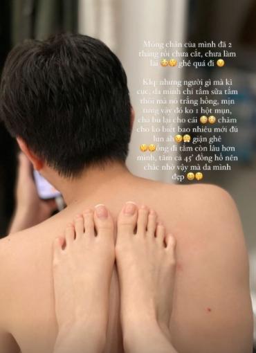 Bạn gái Anh Đức khoe cảnh thân mật và than thở nhan sắc bạn trai-1