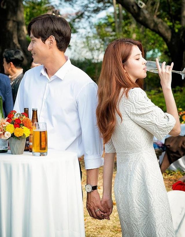 Ở nhà cày lẹ loạt phim Hàn 18+ ngập tràn cảnh táo bạo-1