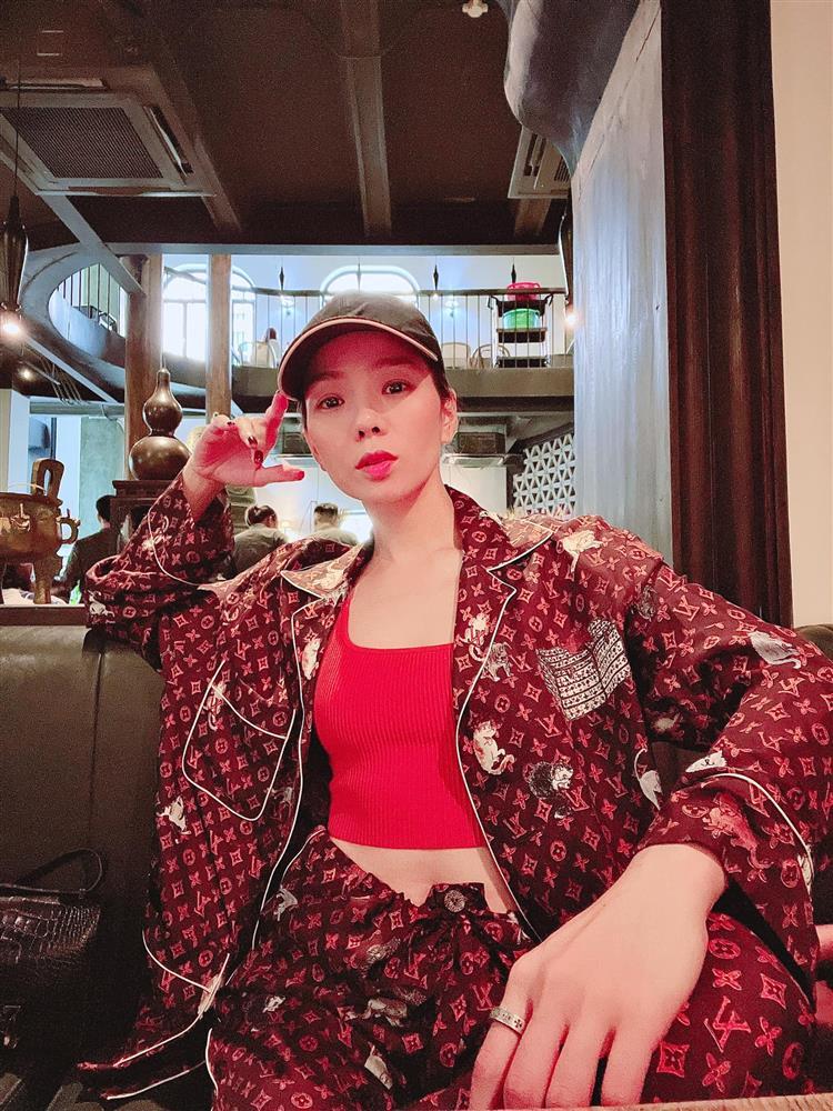 Giật mình bức ảnh như dọa ma của Lệ Quyên-6