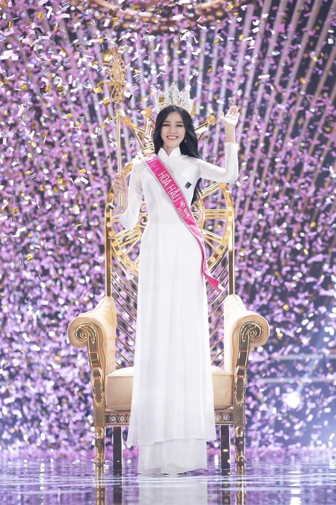 Đỗ Thị Hà chưa học catwalk và makeup để thi Miss World 2021-5
