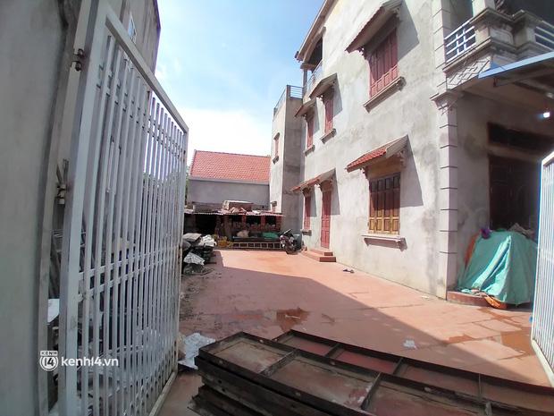 Ông ngoại chém cháu tử vong: Bé trai là út ít cố mãi mới sinh được-1