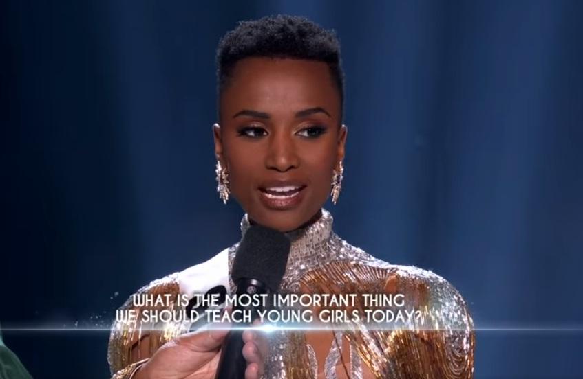 7 Hoa hậu Hoàn vũ ứng xử hay nhất: Nổi da gà với cô gái da màu-2