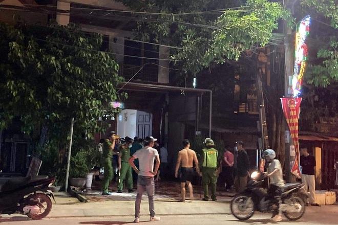 Án mạng: Con trai tâm thần chém mẹ tử vong tại nhà riêng-1