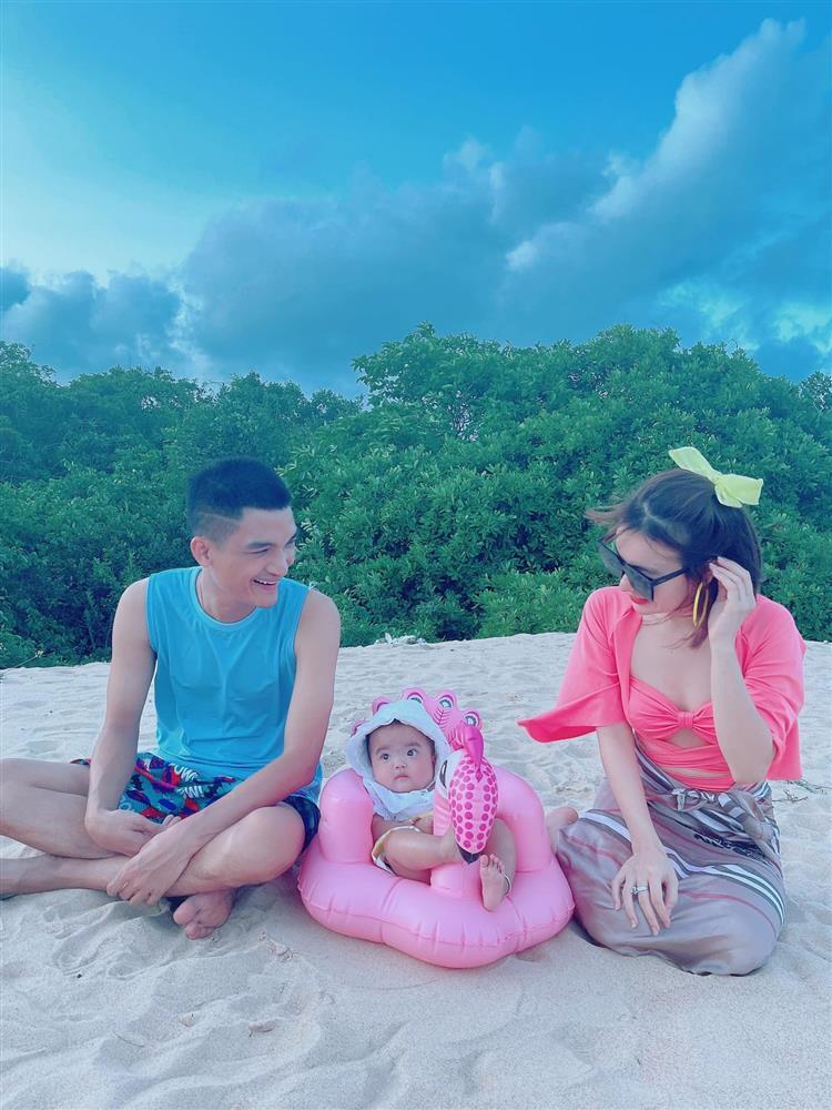 Vợ Mạc Văn Khoa lôi mẹ vào cuộc chiến antifan: Nhà tôi 3 đời mũi cao-7