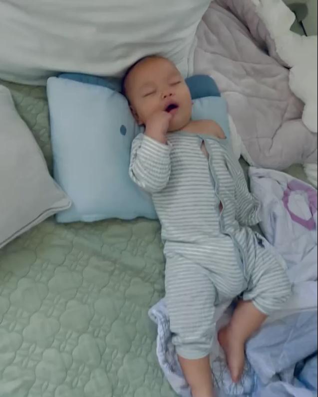 Con trai Hồ Ngọc Hà mặt xước xát nhưng dân mạng lại bênh thủ phạm-1