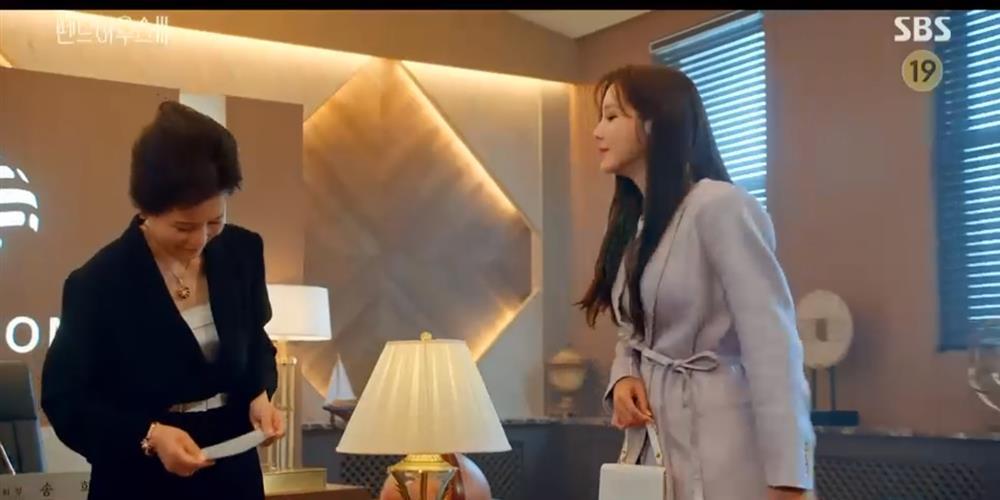 Penthouse 3 tập 7: Logan sống dậy, Soo Ryeon biết bí mật Seok Kyung là con ruột-7