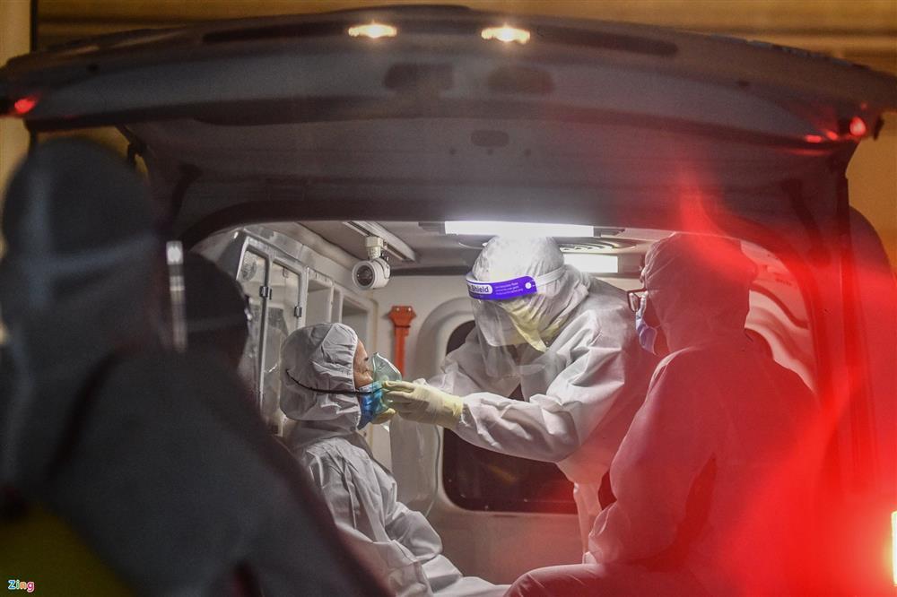 Căng mình điều trị hàng nghìn F0 ở TP.HCM-2