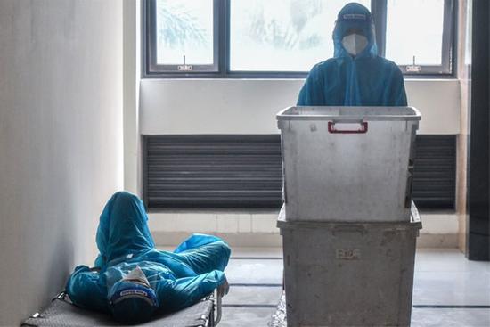 Căng mình điều trị hàng nghìn F0 ở TP.HCM