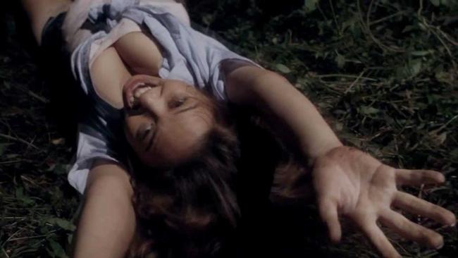 Phim Việt bị cấm chiếu vì cảnh nóng, bạo lực-3