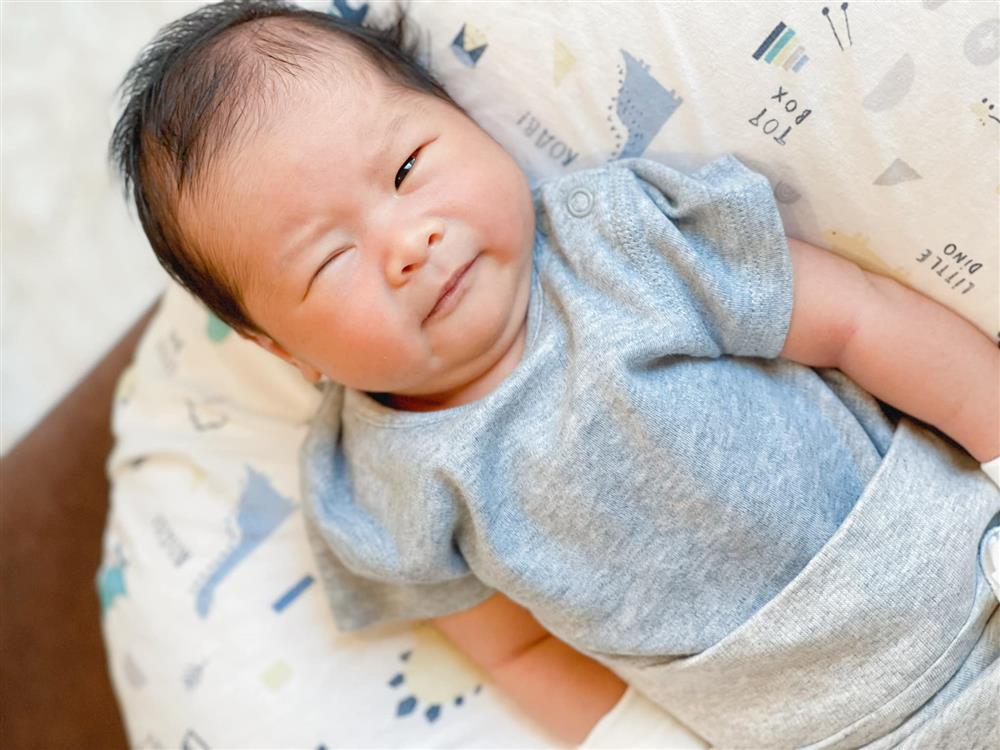 Quế Vân không công khai tên con sơ sinh, lý do nghe lạnh gáy-3