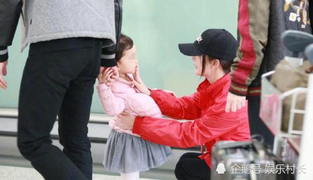 Dương Mịch bị tố 1 năm qua không về thăm con lấy 1 lần-4