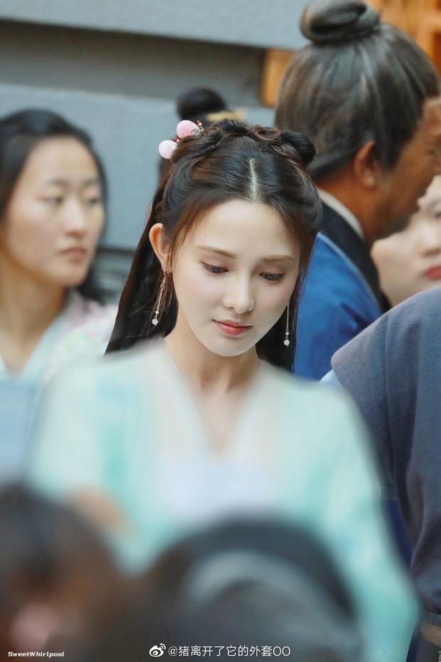 Bành Tiểu Nhiễm mảnh mai khác lạ, chặt đẹp lời chê bai mập ú trong phim-1
