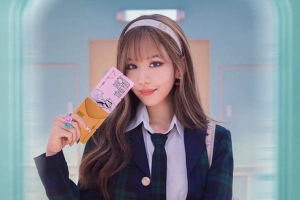 Min lên tiếng ‘căng đét’ khi netizen bất lịch sự soi chi tiết ‘lộ hàng’ trong MV