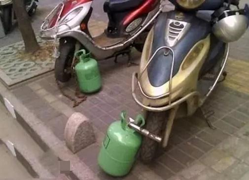 Muôn kiểu chống trộm cục súc đến đạo tặc nhìn cũng vái cả nón-14