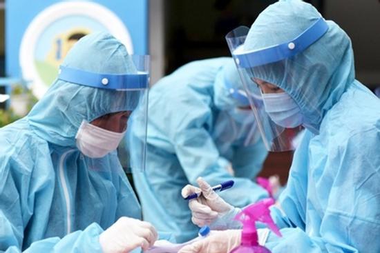 Sáng 18/7: Thêm 2.472 ca mắc mới Covid-19, TP.HCM bổ sung 626 ca