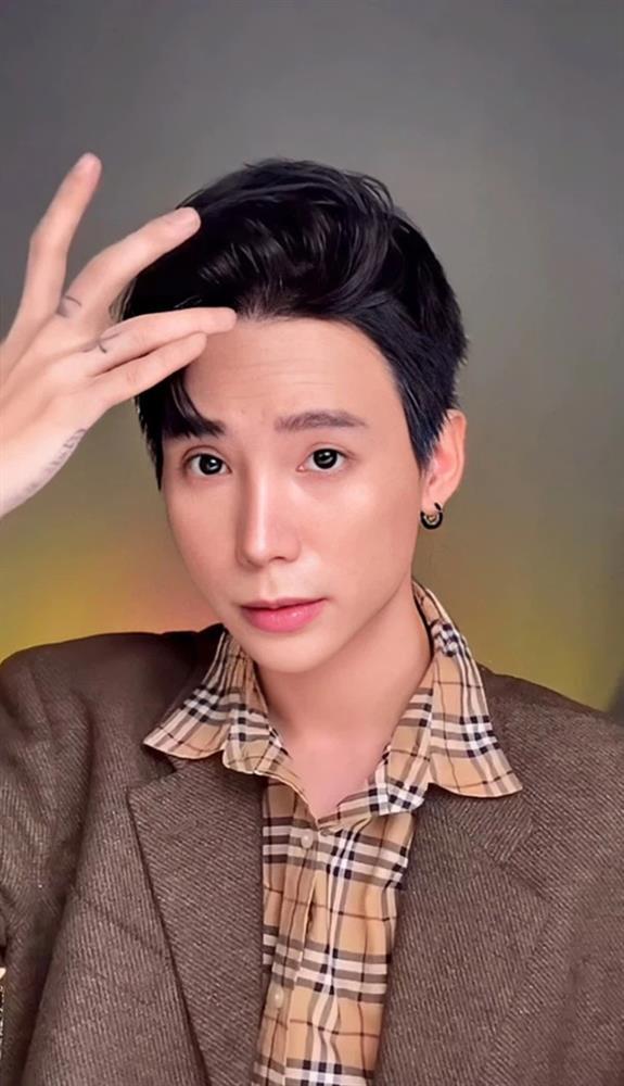 Lôi mèo ra makeup rồi gắn mi giả, một beauty blogger có tiếng bị netizen ném đá phải lên mạng phân trần-1