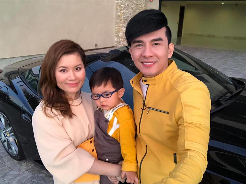 Gu thời trang từ lạc quẻ đến đồng điệu của Đan Trường - Thủy Tiên-10