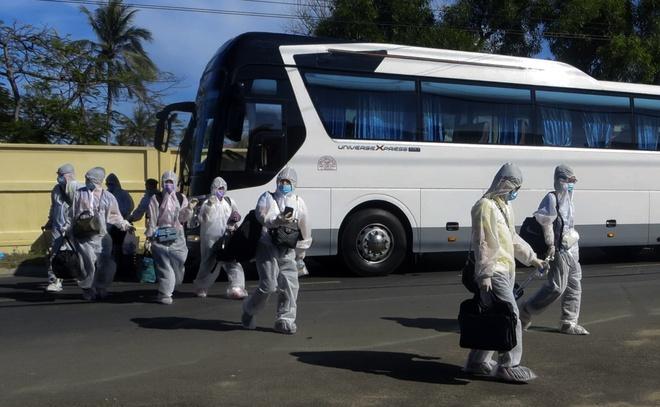 Bình Định thuê máy bay đón 1.000 người từ TP.HCM về quê-1