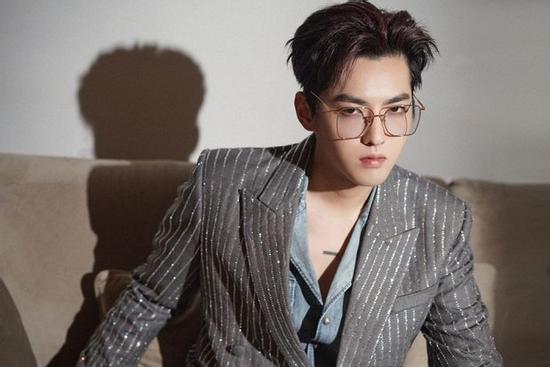 Ngô Diệc Phàm nói xấu EXO, tố 1 thành viên... hôi nách?