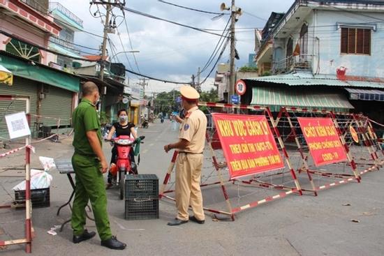10 ngày áp dụng Chỉ thị 16 tại TP.HCM
