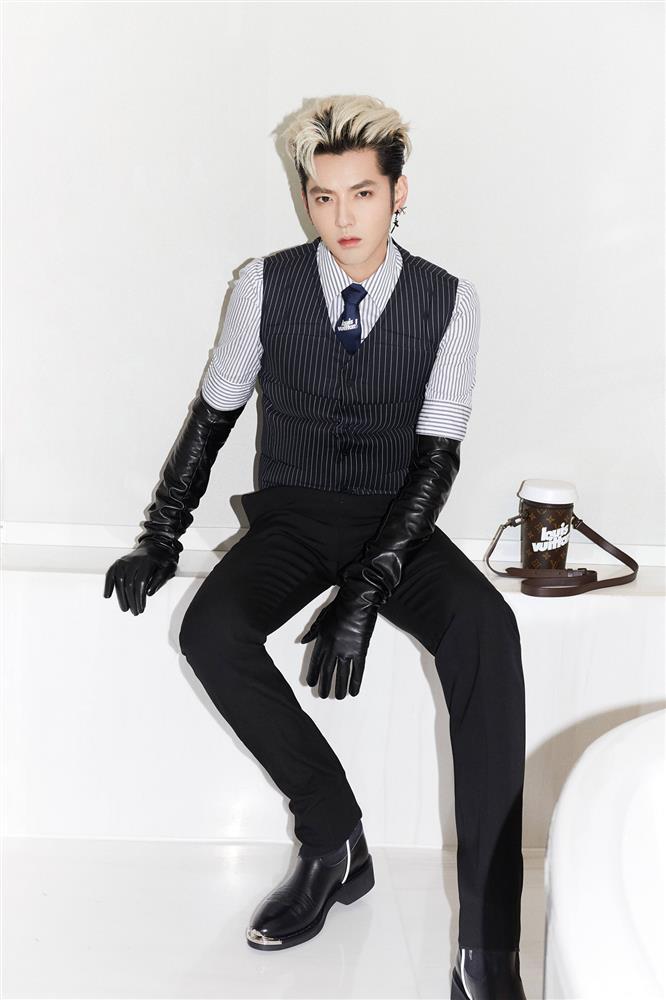 Ngô Diệc Phàm chính thức lên tiếng bê bối tình dục thác loạn-2