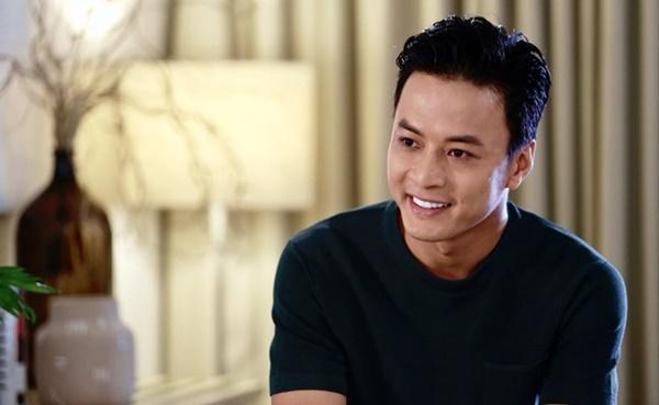 Là bạn thân của Mạnh Trường, Hồng Đăng cũng là nam diễn viên được yêu thích trên màn ảnh VTV nhờ vẻ ngoài “soái ca”, lối diễn xuất tự nhiên, thu hút.