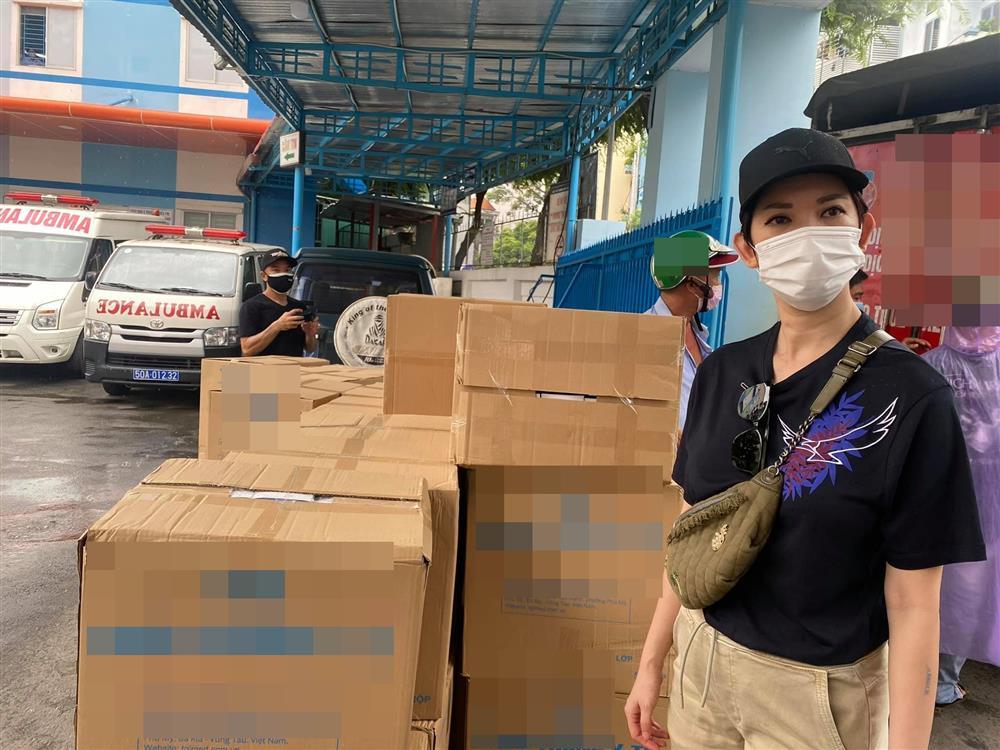 Được hỏi chuyện Hoài Linh từ thiện, Xuân Lan đáp lên phường-1