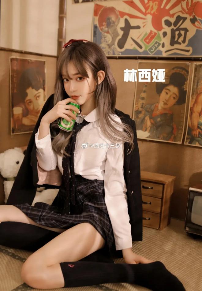 Lan tràn ảnh giường chiếu Ngô Diệc Phàm, idol SNH48 tố bị sờ vòng 1-1