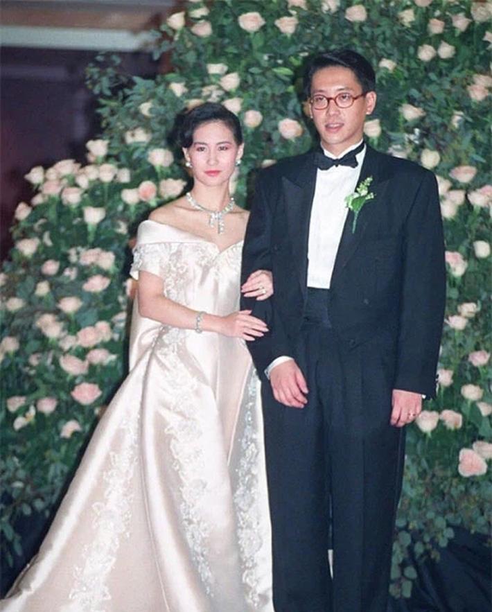 Người phụ nữ 70 năm độc sủng hậu cung tỷ phú giàu nhất Hong Kong-6