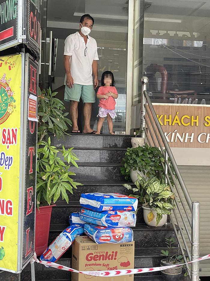 Con trai gia đình 3 người mất giữa đại dịch: Chúng tôi mong về nhà sớm-1