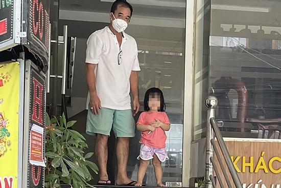 Con trai gia đình 3 người mất giữa đại dịch: 'Chúng tôi mong về nhà sớm'