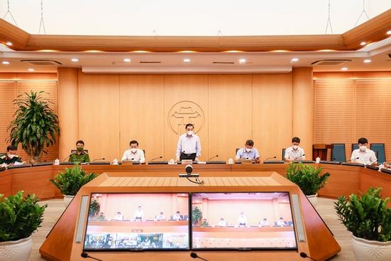 Chủ tịch Hà Nội: Áp dụng các biện pháp mạnh nhất gần với Chỉ thị 16