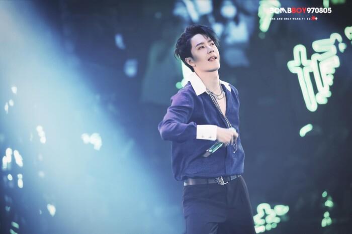 Có hay không chuyện Vương Nhất Bác đạo sân khấu của EXO?-3