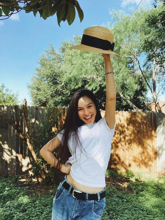 Hiền Thục khoe vòng eo con kiến, nhan sắc xinh đẹp trẻ trung ở tuổi 40-3