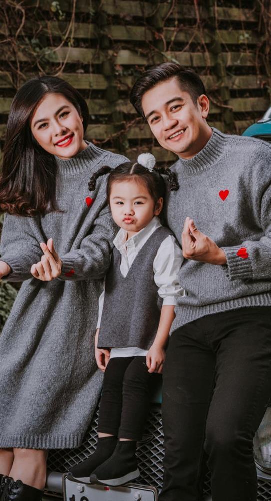 Vân Trang bầu lần 2, Lê Phương cùng dàn sao Việt chúc mừng-4