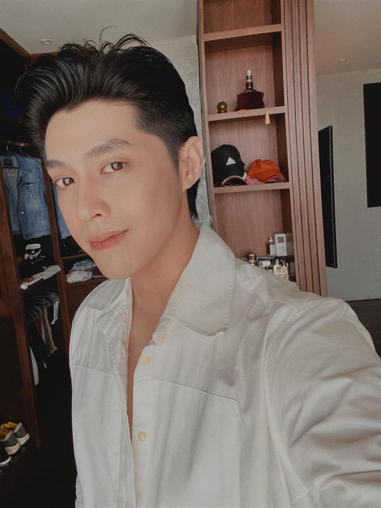 Thu Hoài khoe mặt không tì vết, dân mạng soi chi tiết ảo lòi-4