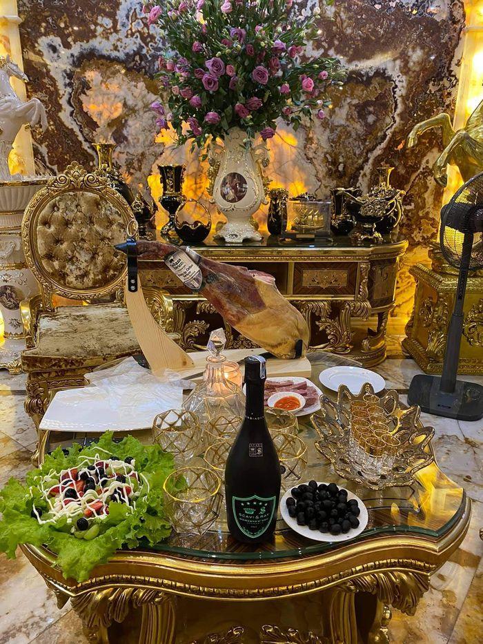 Cận cảnh căn biệt phủ của Hoa khôi báo chí Vũ Phương Anh-7