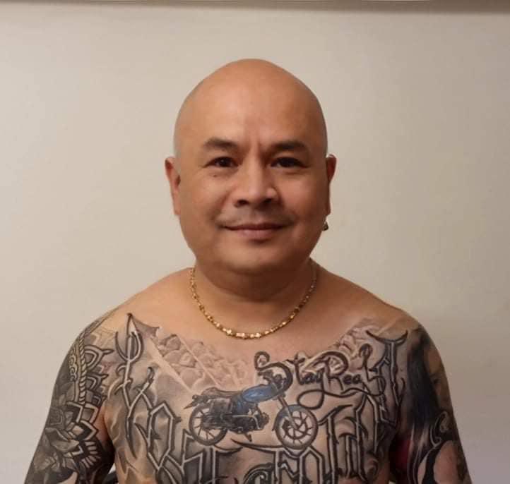 Binz gây sốc với bức ảnh phát phì, Châu Bùi chăm tốt thế!-2