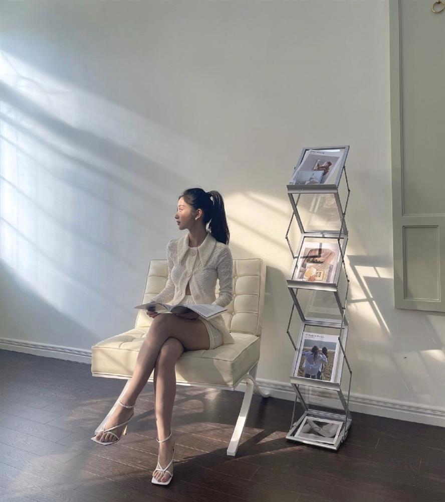 Có 1 kiểu giày mà diện tái diện hồi thế này, Jun Vũ ơi!-10