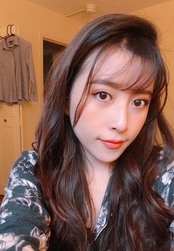 Hoa khôi Báo chí: 2 bằng thạc sĩ, chu du 15 nước, hôn nhân viên mãn-2