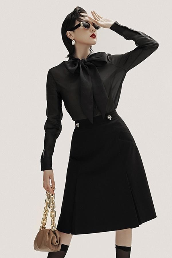 Cách phối đồ với trang phục đen, vừa sang chảnh vừa không lo lỗi mốt-7